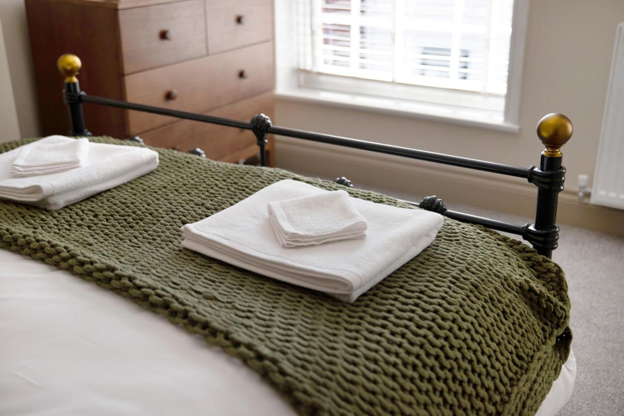 Beautifully Refurbished In Lower Wivenhoe. Holiday home Wivenhoe