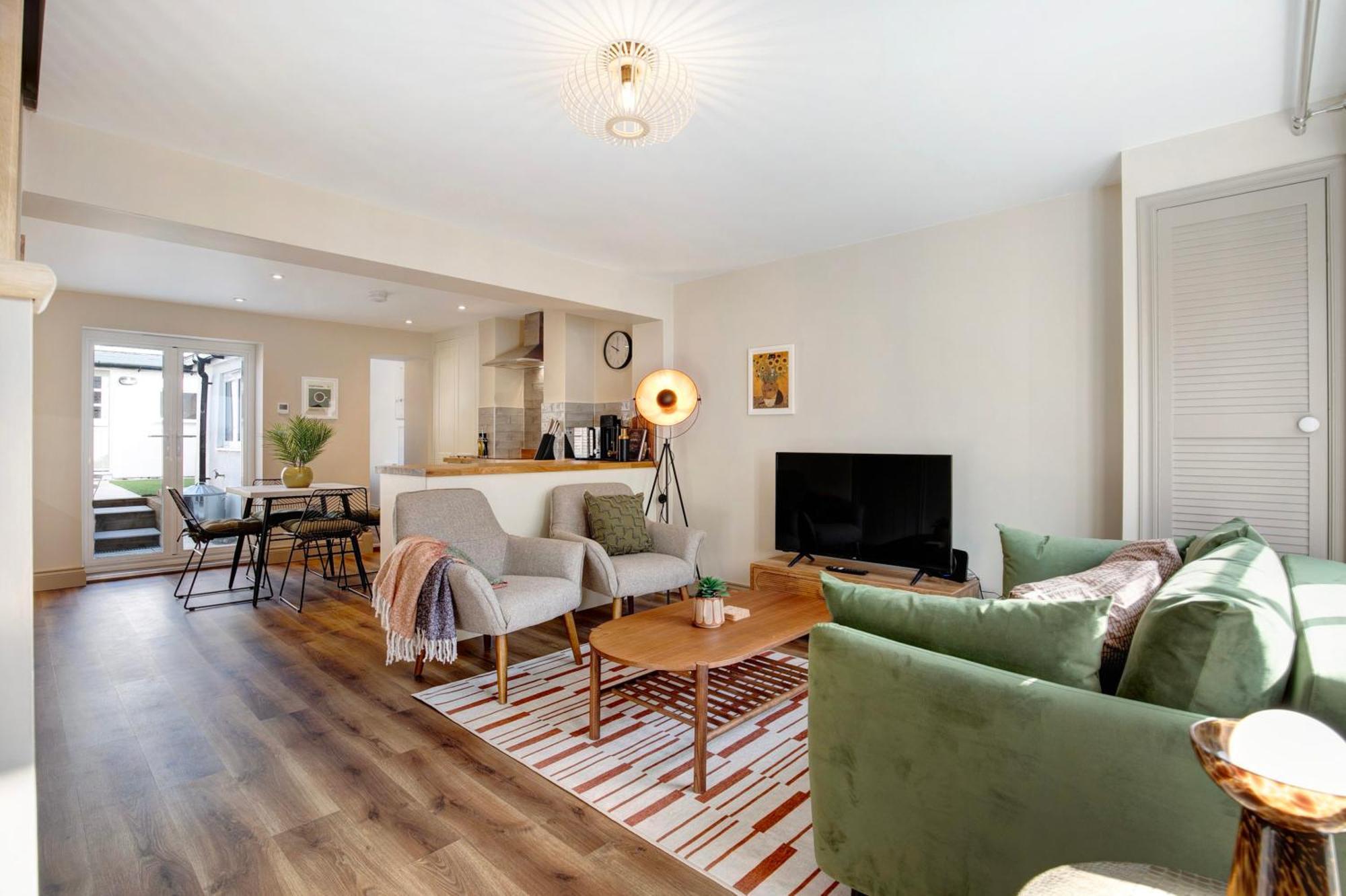 Beautifully Refurbished In Lower Wivenhoe. Holiday home