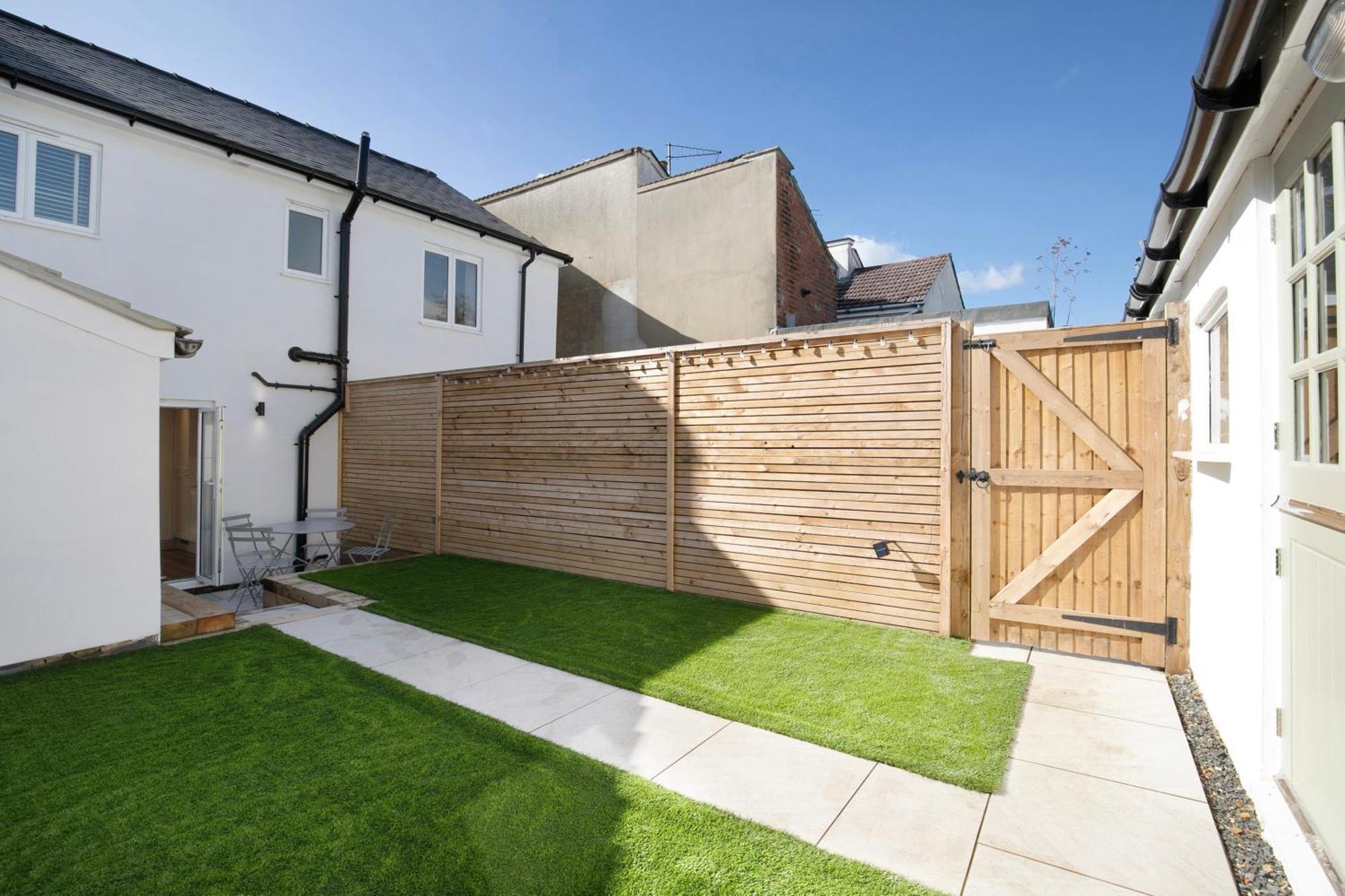 Holiday home Beautifully Refurbished In Lower Wivenhoe. Wivenhoe