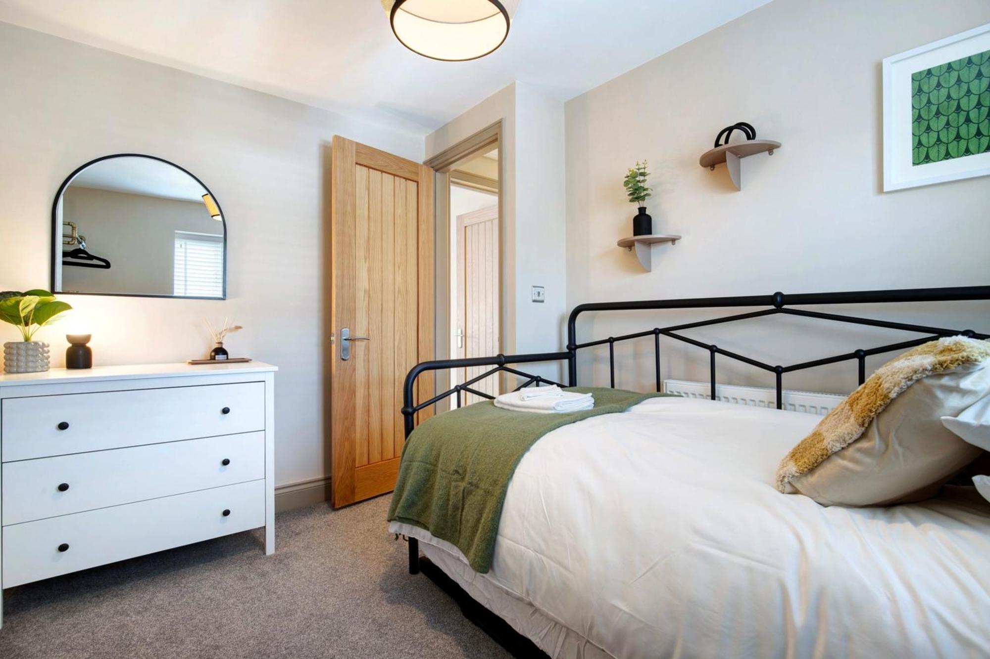 Beautifully Refurbished In Lower Wivenhoe. Holiday home