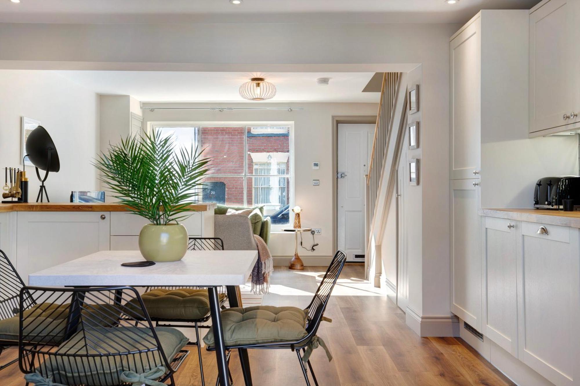 Holiday home Beautifully Refurbished In Lower Wivenhoe. Wivenhoe