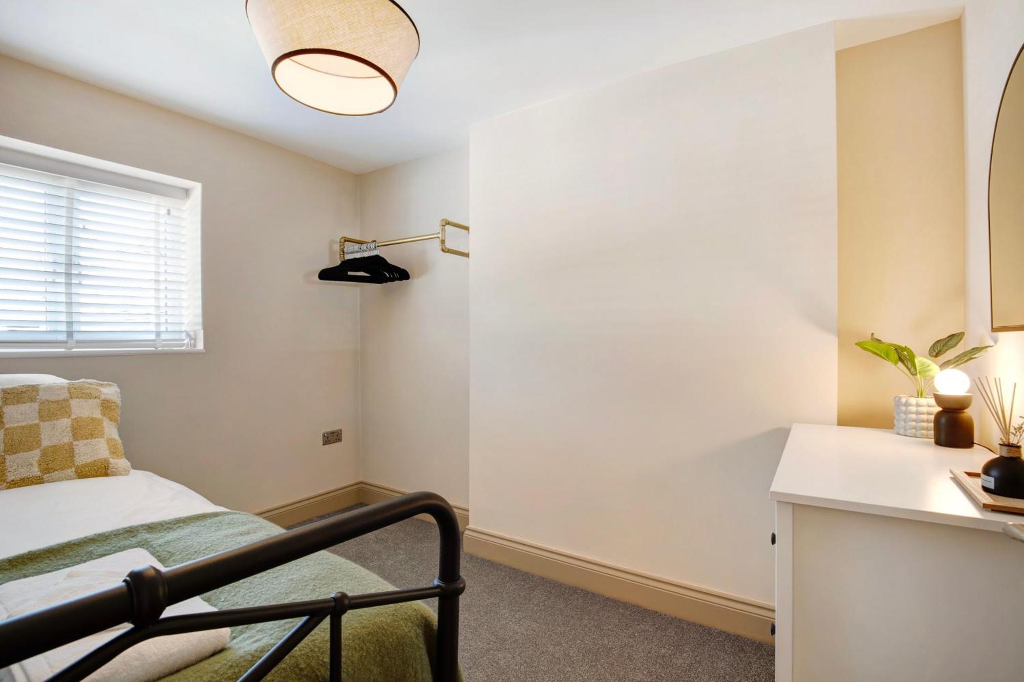 Holiday home Beautifully Refurbished In Lower Wivenhoe.