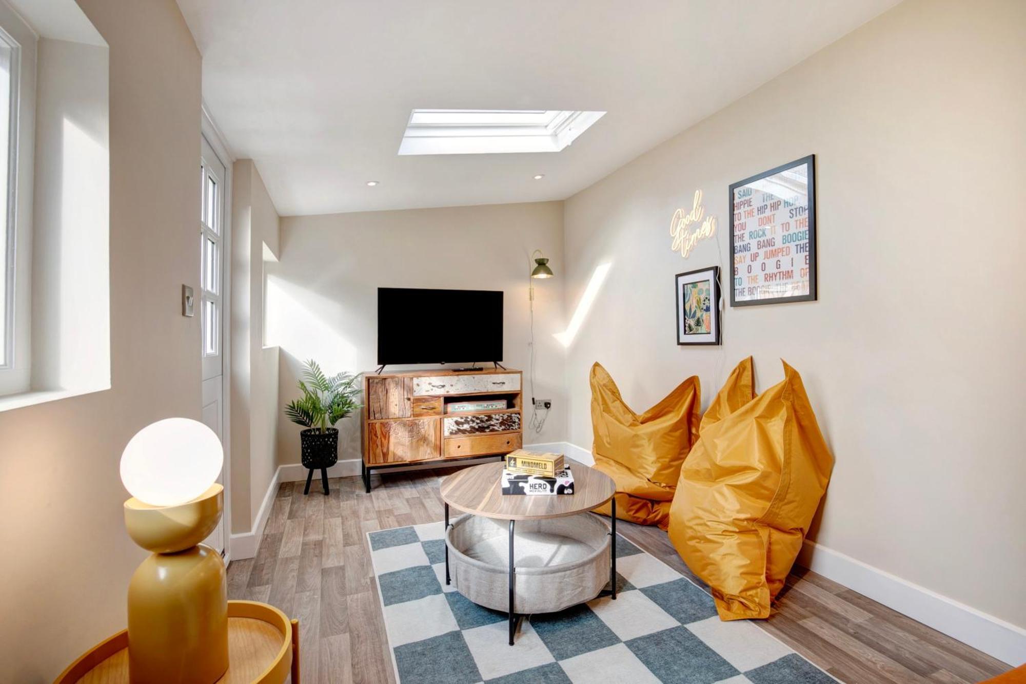 Beautifully Refurbished In Lower Wivenhoe. Holiday home Wivenhoe